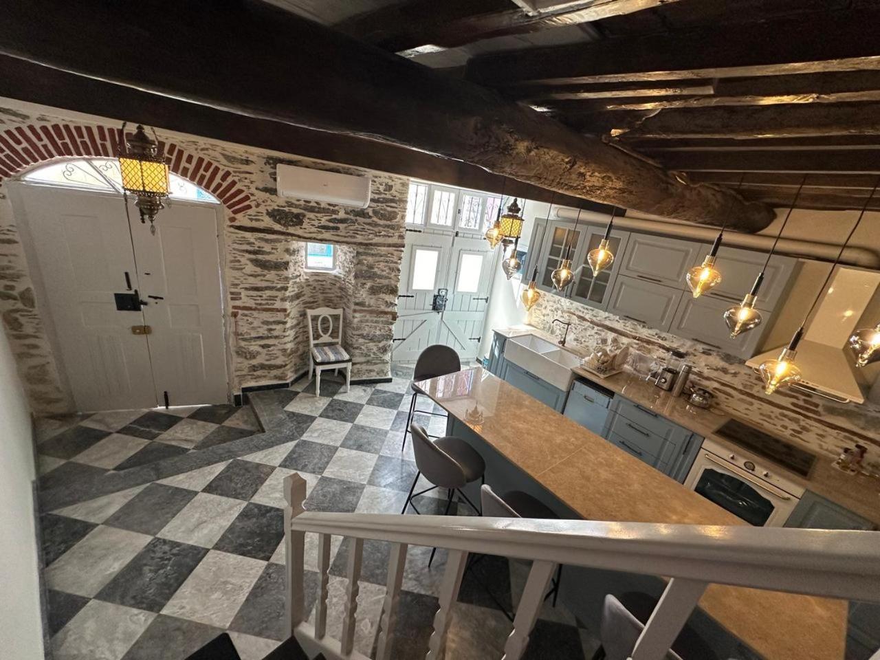 Вилла Plomari Nomad House Экстерьер фото